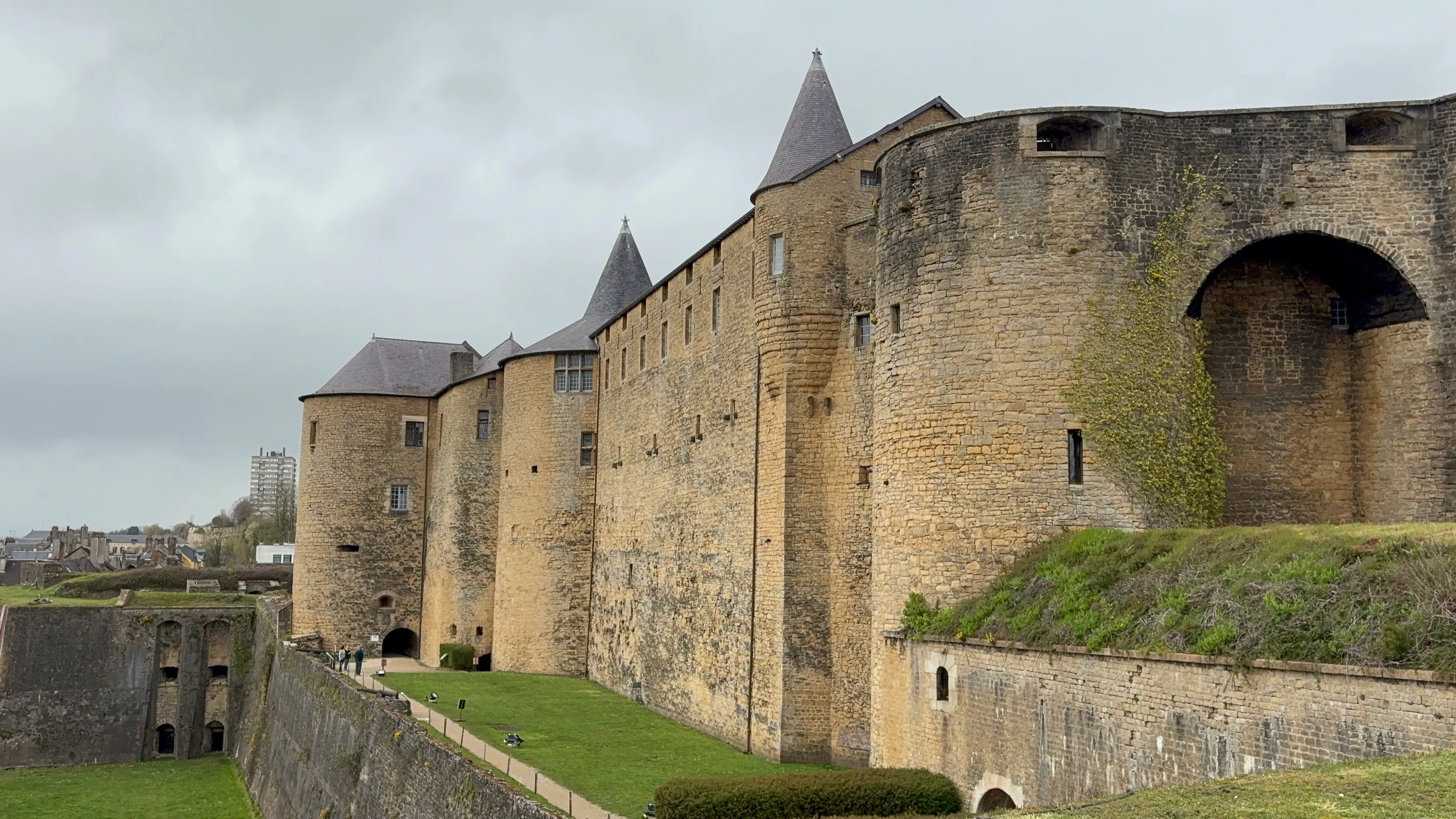 Sedan, Charleville-Mézières & Longwy: An Off-the-Beaten-Path Weekend from Metz